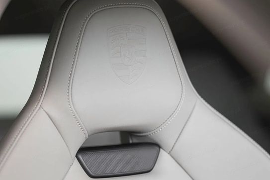 Porsche Panamera 4