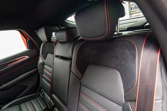 Renault Arkana 1.3 TCe mHEV R.S. Line EDC