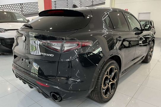 Alfa Romeo Stelvio Turbo Intensa Q4