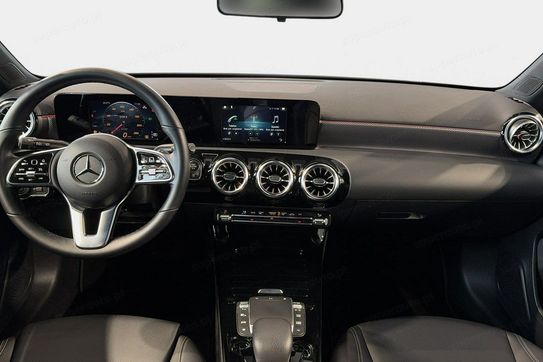 Mercedes Klasa A 200 Progressive 7G-DCT