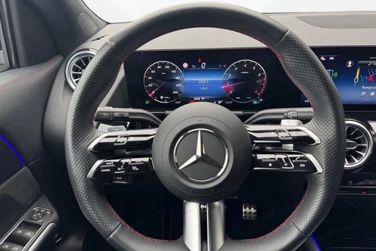 Mercedes GLA 200 AMG Line