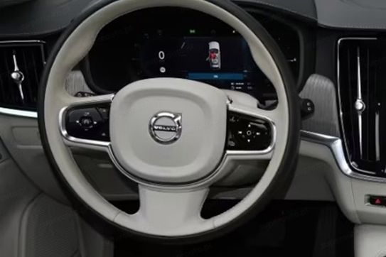 Volvo V90 T6 AWD Plug-In Hybrid Plus Bright