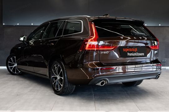 Volvo V60 B4 D Momentum Pro