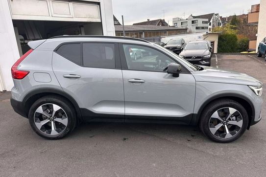 Volvo XC40 B3 Ultra Dark