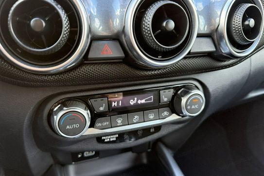 Nissan Juke 1.0 DIG-T Acenta DCT