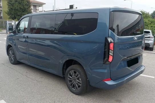 Ford Tourneo Custom L2H1 Titanium 320