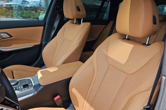 BMW Seria 3 Touring 320d xDrive M Sport