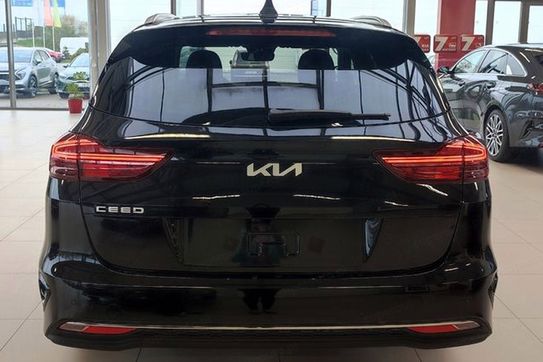 Kia Ceed 1.5 T-GDI Tribute