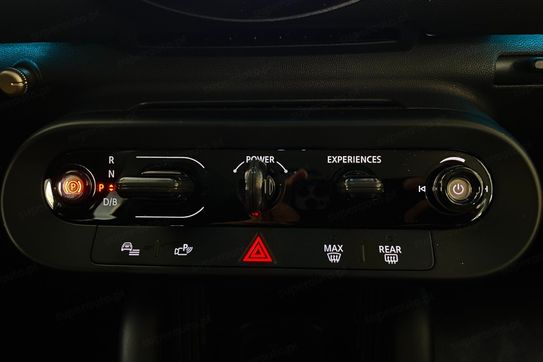 Mini Mini Cooper SE Linia Essential
