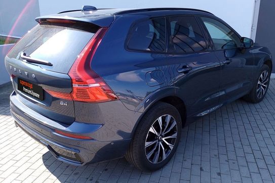 Volvo XC60 B4 B Plus Dark