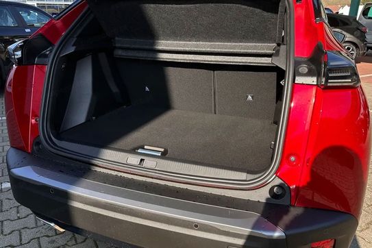 Peugeot 2008 GT e-DCS 1.2 mHEV