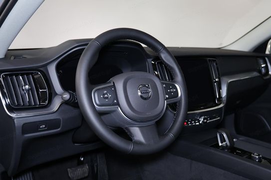 Volvo V60 B4 Core