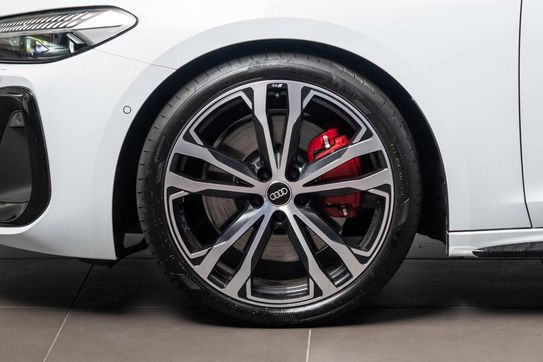 Audi A5 e-Hybrid quattro