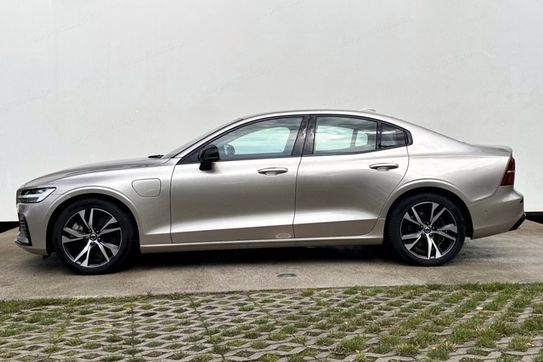 Volvo S60 T8 AWD Plug-In Hybrid