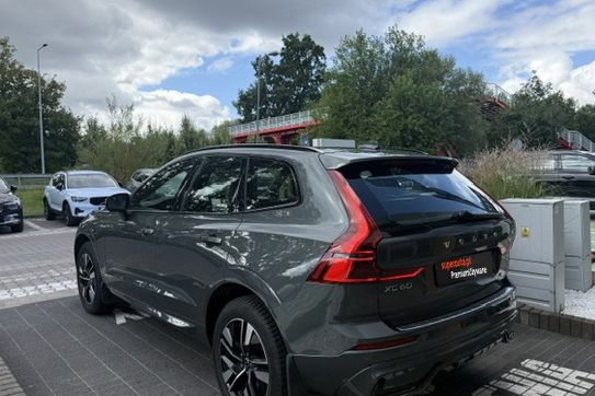 Volvo XC60 B5 B AWD Plus Dark