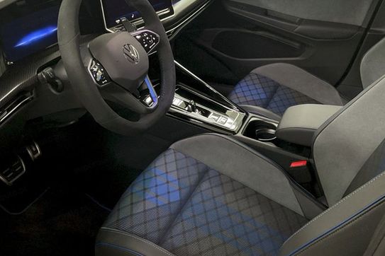 Volkswagen Golf R  2.0 TSI 4MOTION DSG