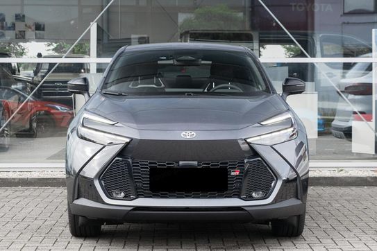 Toyota C-HR GR Sport 2.0 Hybrid Dynamic Force Plug-in
