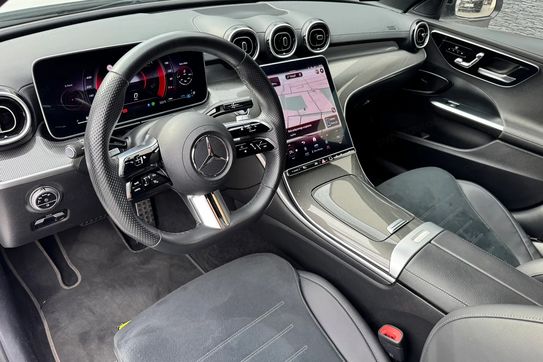 Mercedes Klasa C 220 d 4MATIC AMG Line