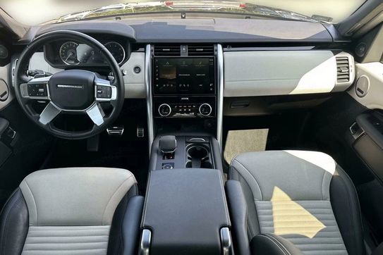 Land Rover Discovery V 2.0 P300 R-Dynamic SE