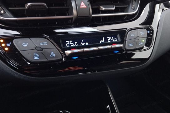 Toyota C-HR 1.8 Hybrid Style