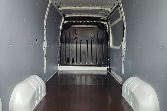 Opel Movano L2H2