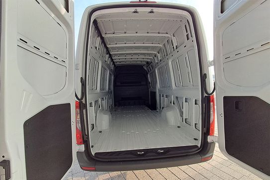 Mercedes Sprinter 317 CDI BASE Długi 9G-Tronic