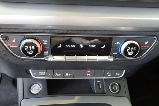 Audi Q5 35 TDI mHEV Advanced S tronic