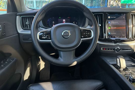 Volvo XC60 B4 D AWD Plus Bright