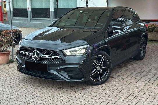 Mercedes GLA 220 4-Matic AMG Line