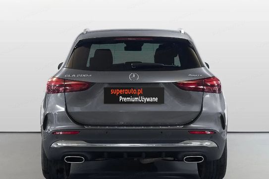 Mercedes GLA 200 d 4-Matic AMG Line 8G-DCT