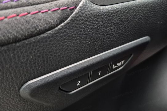 Toyota C-HR Tokyo Edition 2.0 PHEV Dynamic Force