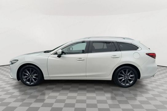 Mazda 6 2.0 Center-Line