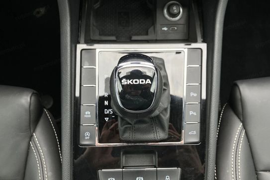 Skoda Superb 2.0 Tdi Scr L&K Dsg