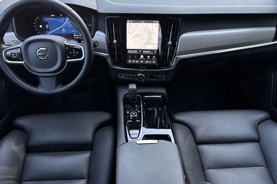 Volvo V90 T6 AWD Plug-In Hybrid Plus Dark aut