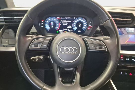 Audi A3 35 TFSI mHEV S tronic