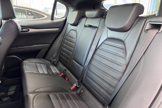 Alfa Romeo Stelvio Turbo Veloce Q4