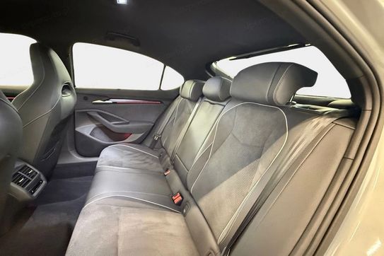 Skoda Superb 2.0 TSI 4x4 Sportline DSG
