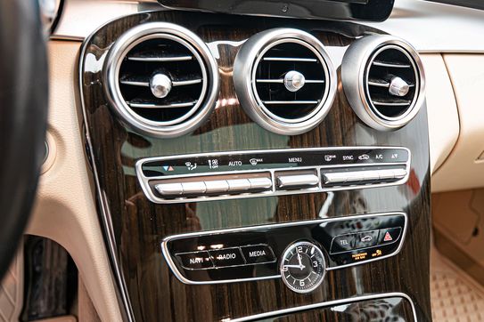 Mercedes Klasa C C 300 9G-TRONIC