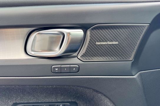 Volvo XC40 B4 Plus Dark