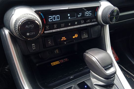 Toyota RAV4 2.5 Hybrid Selection 4x4