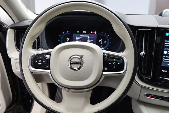 Volvo XC60 B5 B AWD Inscription