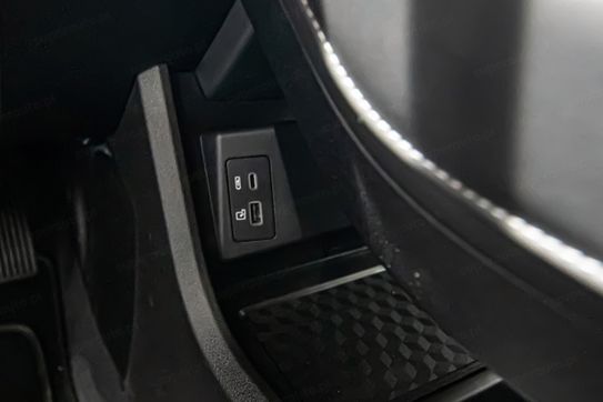 Chery Tiggo 4 Prestige 1.5 T-GDI HEV DHT