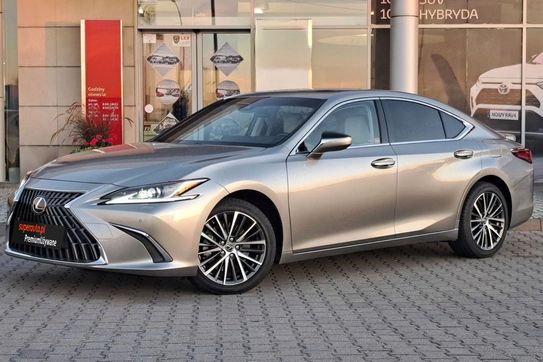 Lexus ES 300h Business Edition