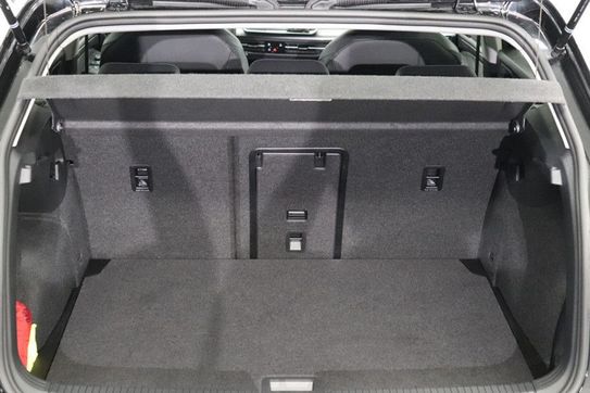 Volkswagen Golf Style 1.5 eTSI DSG