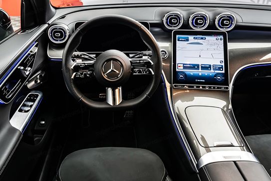 Mercedes GLC 300 4-Matic AMG Line