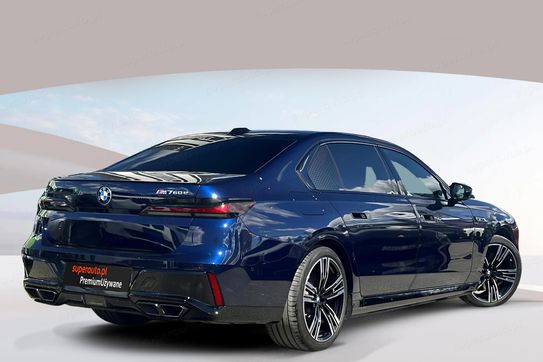 BMW Seria 7 M760e PHEV xDrive sport-aut