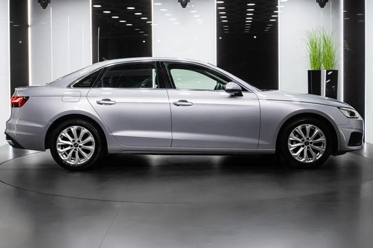 Audi A4 40 TDI mHEV S tronic