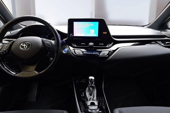 Toyota C-HR Hybrid Style