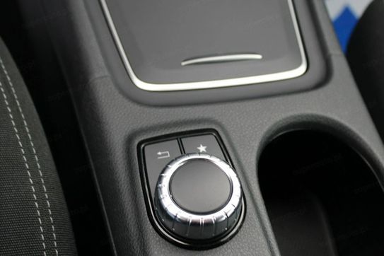 Mercedes GLA 180