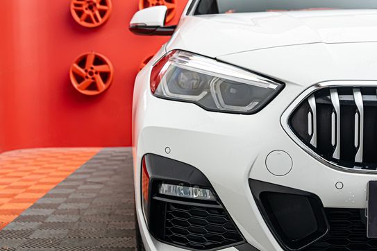 BMW Seria 2 216d M Sport aut